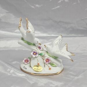 Capodimonte Calle Signed Doves Figurine Italy with Gold Seal